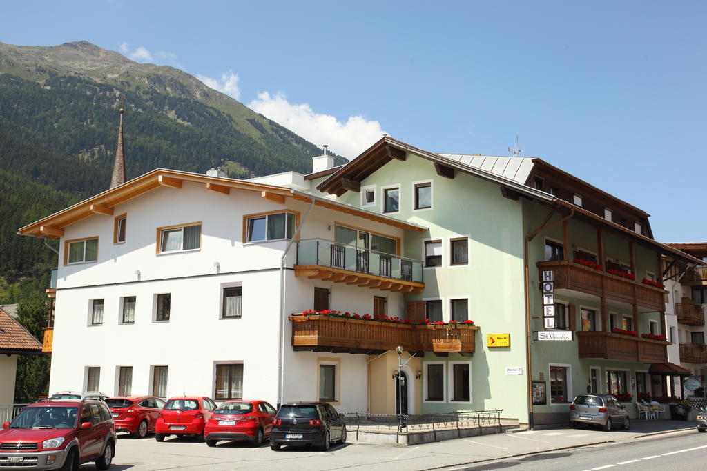 Garni Apparthotel St Valentin サン・ヴァレンティーノ・アッラ・ムータ エクステリア 写真